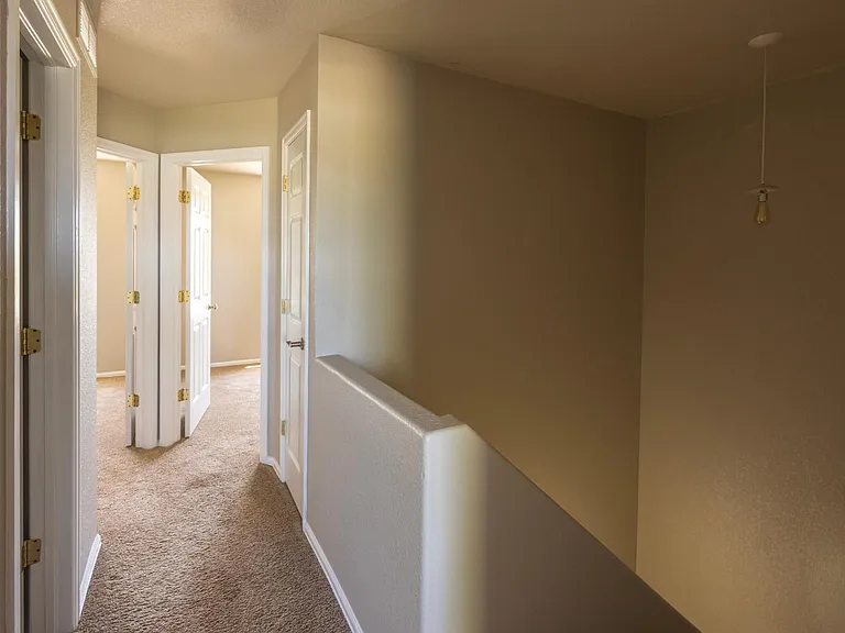 6148 Shamrock Cir — Photo 10