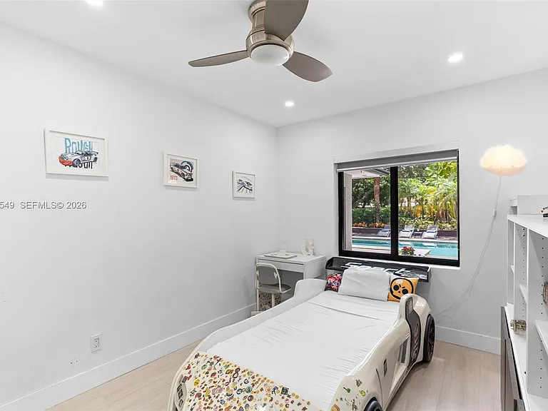 7831 SW 54th Ct — Photo 36