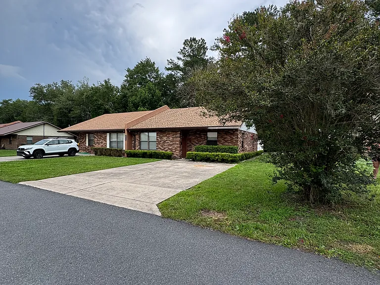 1029 SW Rossborough Ct #102 — Photo 42
