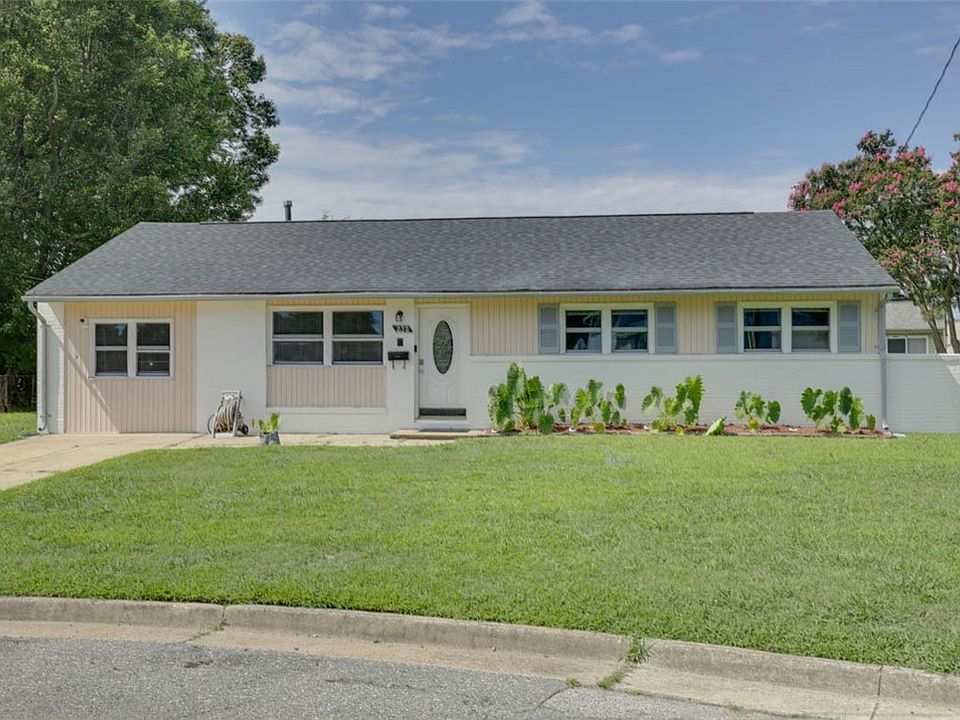1st image of 232 Breckinridge Ct