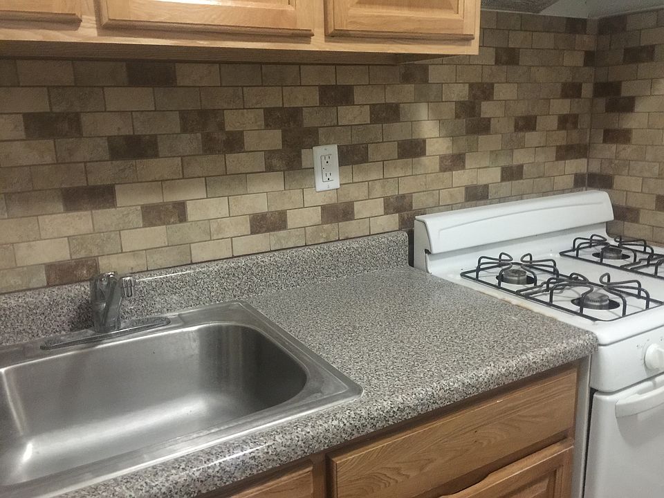 2nd image of 2550 University Ave APT 43S