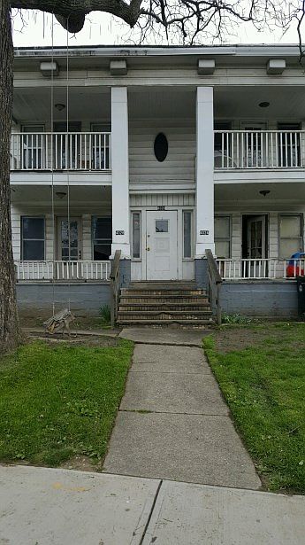 1st image of 4028 Denison Ave