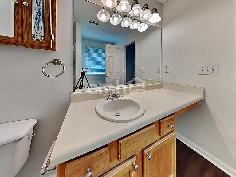 4238 Zephyrhills Dr NW — Photo 8