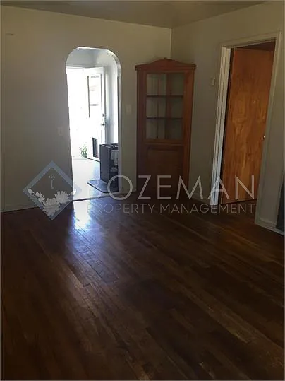 119 S F St #1/2 — Photo 5