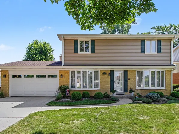 221 S Rammer Ave, Arlington Heights, IL 60004