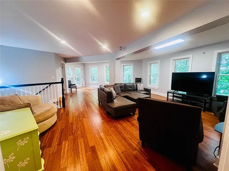 235 Moss Overlook Rd — Photo 37