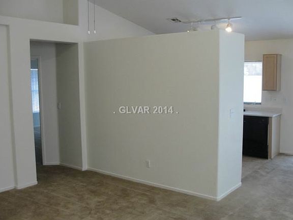 3rd image of 9942 Oyster Pearl St