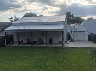 1225 S Hobson St, Harrisburg, IL 62946