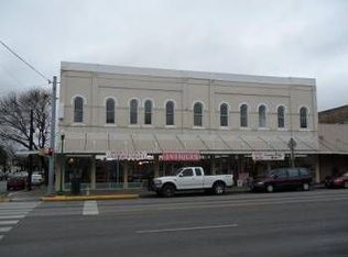 209 W San Antonio St, New Braunfels, TX 78130