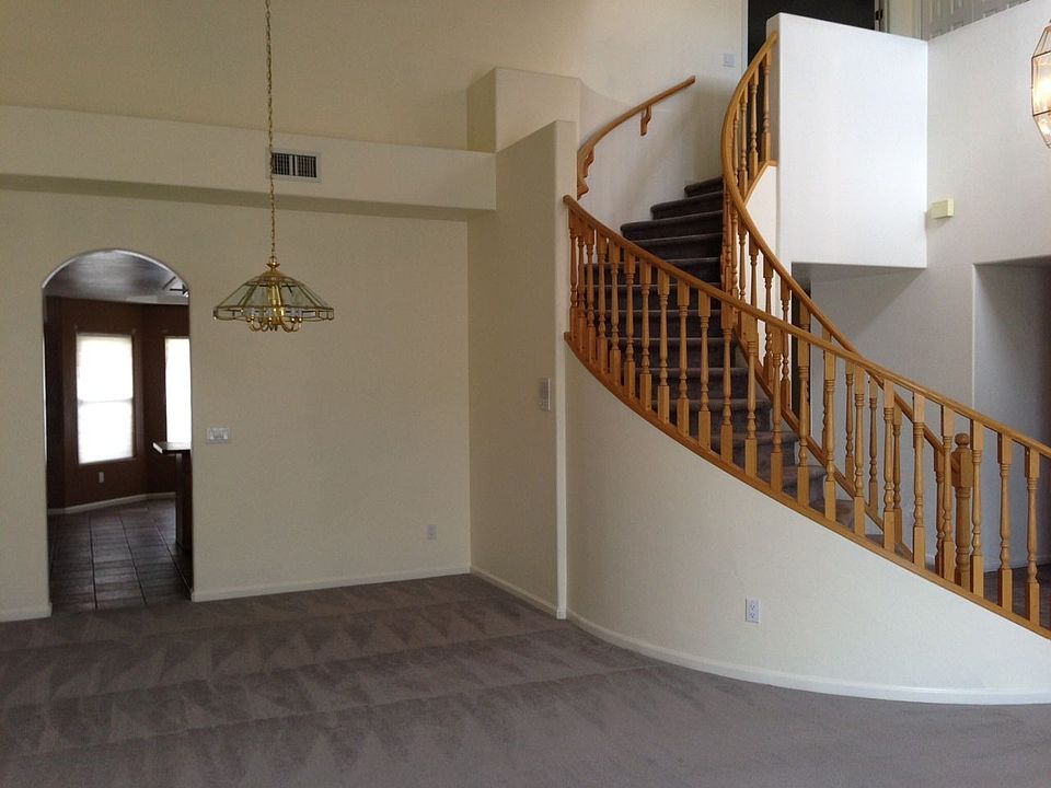 1st image of 10989 N Mountain Breeze Dr