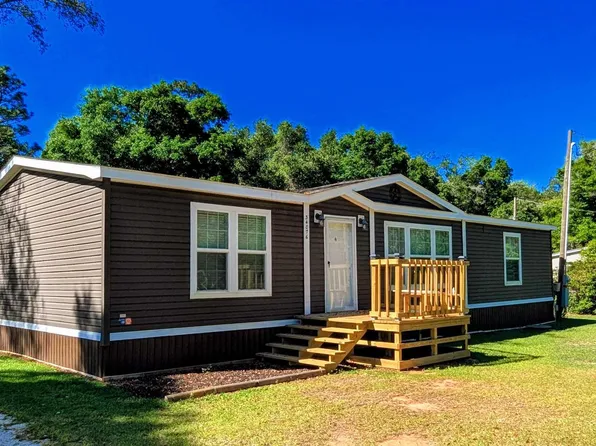 34076 Medlin Ln, Lillian, AL 36549