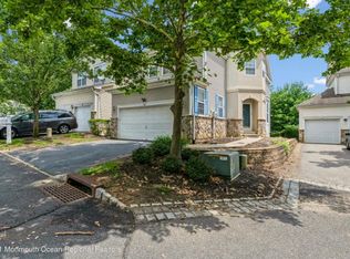 121 Overhill Dr, Parlin, NJ 08859