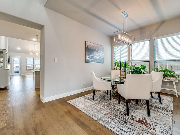 13474 Chalet Ave — Photo 5