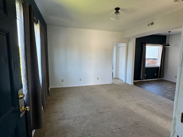 407 Lincoln Way W APT 3