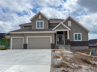 22077 W 99th Ter, Lenexa, KS 66220