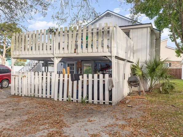 1710 Holly Dr., North Myrtle Beach, SC 29582