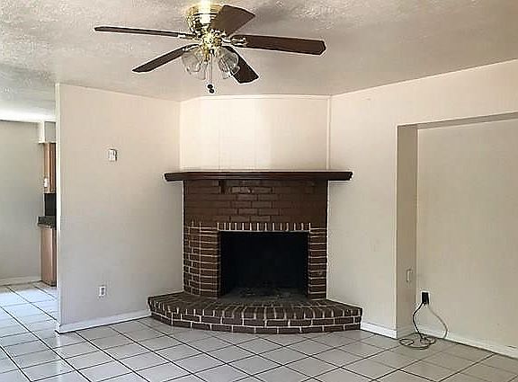4th image of 11711 Stroud Dr