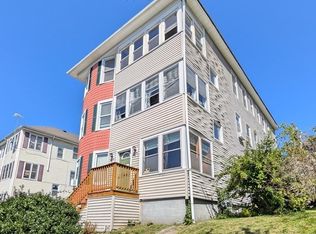 21 Hitchcock Rd, Worcester, MA 01603