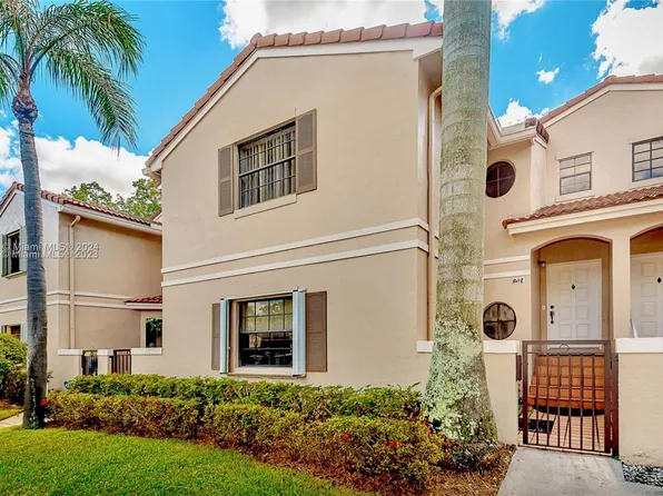 501 SW 158th Ter APT 203, Hollywood, FL 33027