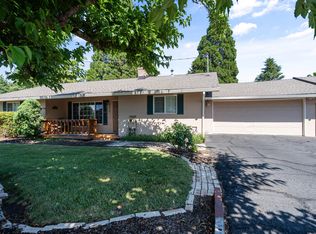 2930 Bailey Ave, Medford, OR 97504