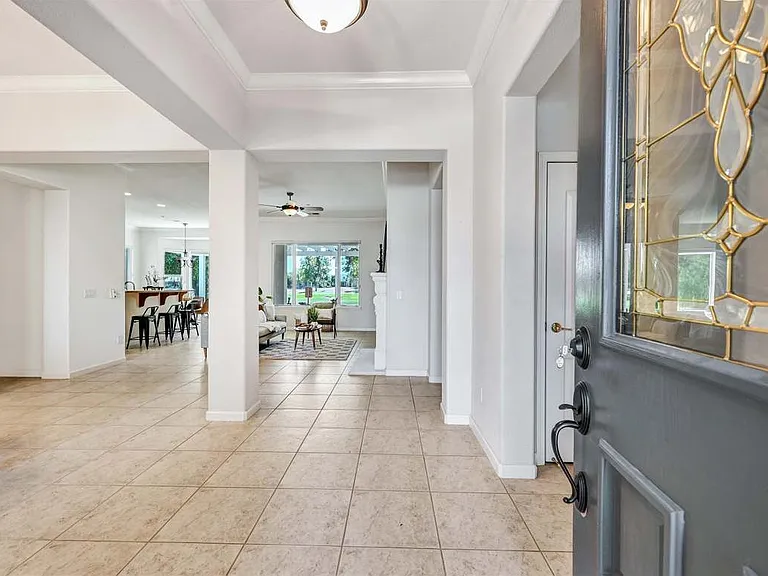 930 Suntan Ln — Photo 4