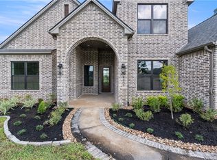 4401 Williams Creek Dr, College Station, TX 77845