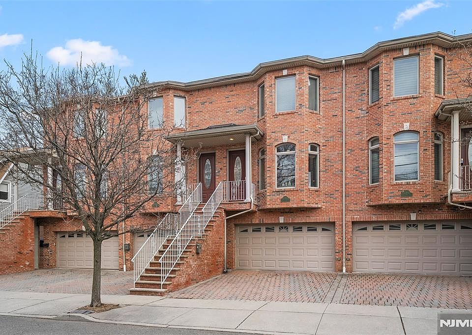 1st image of 236 Columbus Ave #3