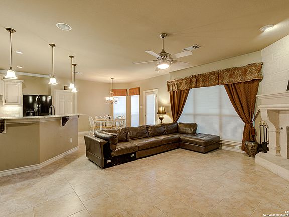 5th image of 32 N Inwood Heights Dr