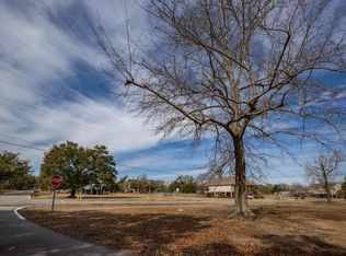 10338 Riviere Vue Dr, Biloxi, MS 39532