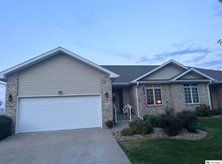 6130 S 81st St, Lincoln, NE 68516