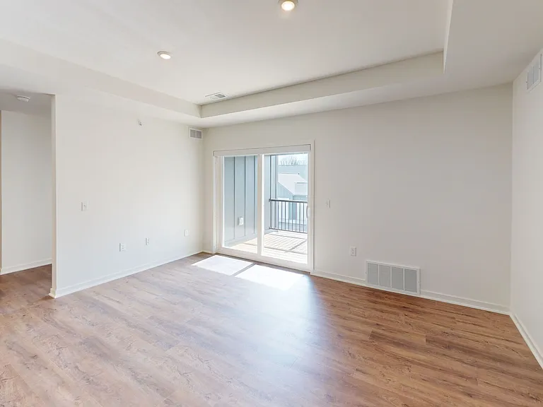River Birch Apartment Homes — Photo 62