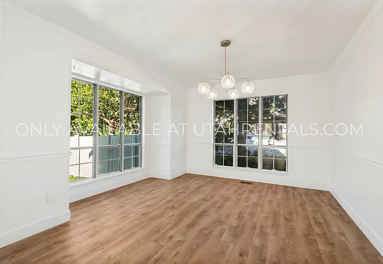 960 N Eastview Dr — Photo 33