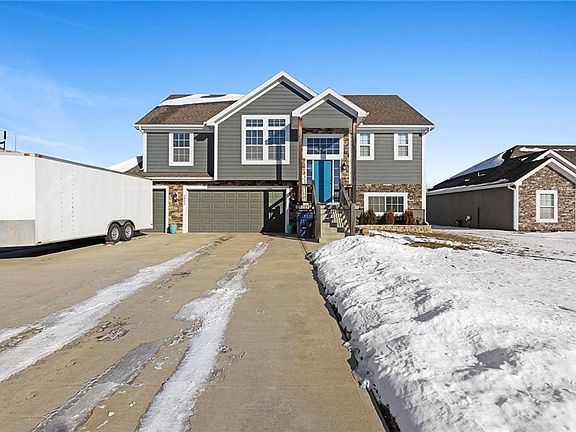 2nd image of 2805 Cedar Pl