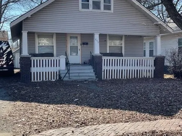 205 W Adams St, Pittsburg, KS 66762