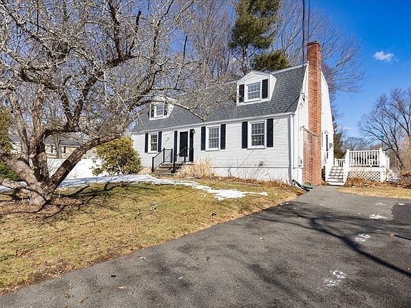 4th image of 17 Brentwood Cir