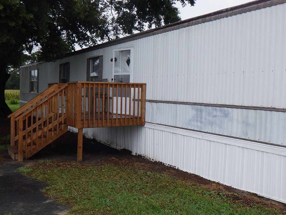 1st image of 407 Martin Ct