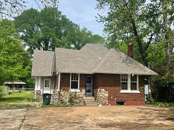 5th image of 439 S Parkway Ave