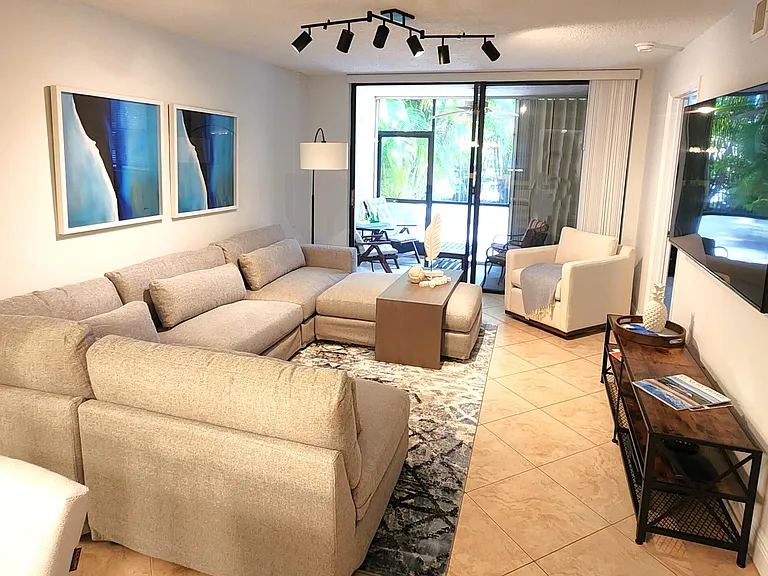 600 Egret Cir #7103 — Photo 6