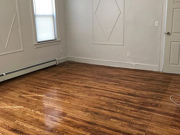 4th image of 157 Warburton Ave APT 2