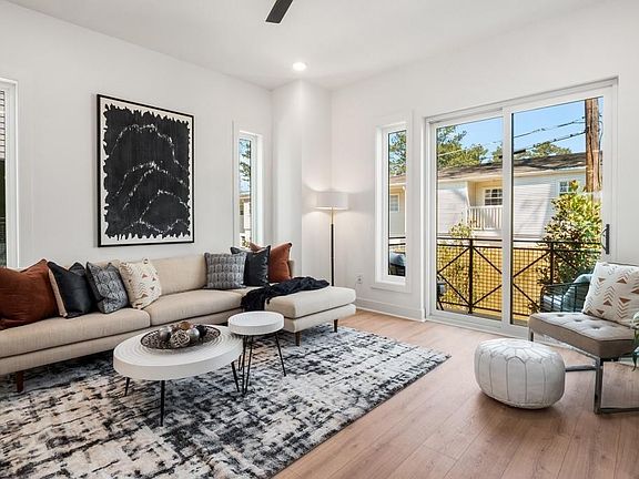 3rd image of 2199 Lenox Rd NE #14