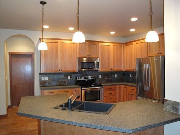 5th image of 1335 Eastwood Way