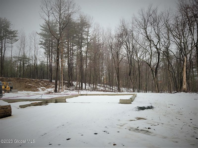 5th image of 562 NYS 355 Cooper Hill Rd