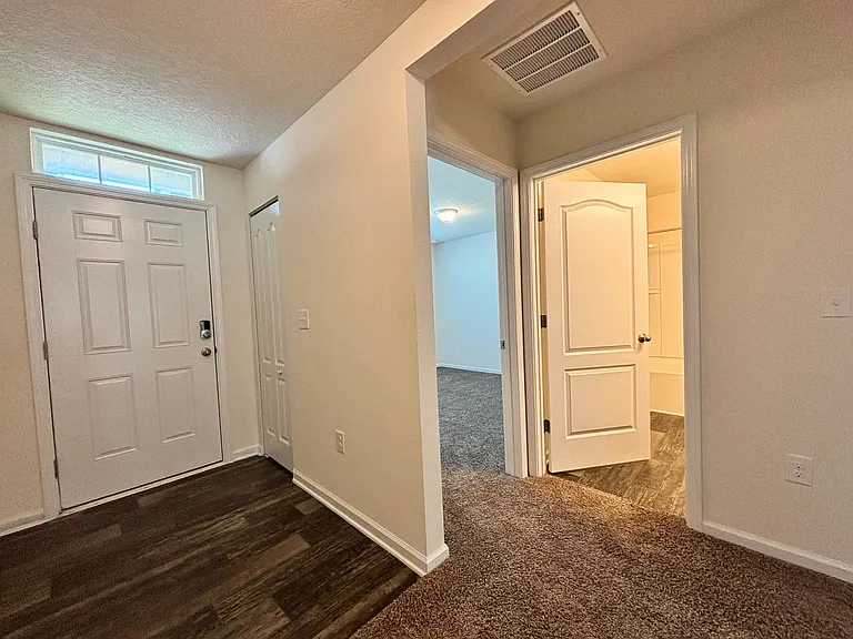 1763 Eagle View Way — Photo 3