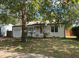 430 S Mount Carmel Ave, Wichita, KS 67213