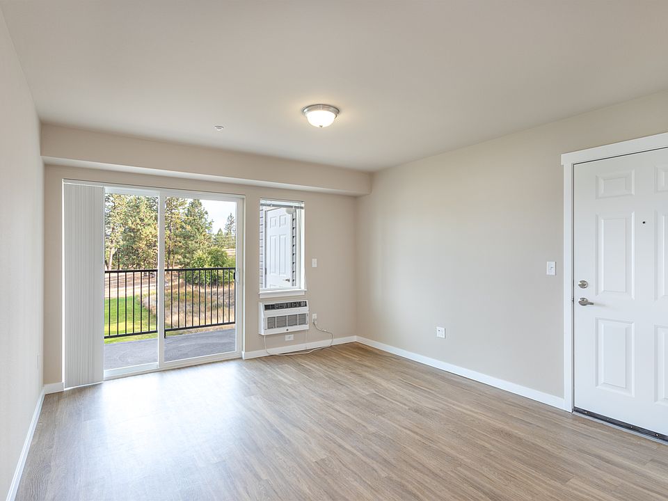 1st image of 3105 S Assembly Rd #2BY1
