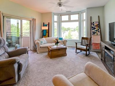 301 Harbour Town Drive #326, Madison, WI, 53717