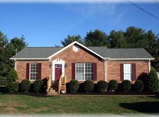 107 Bridlewood Ct, White House, TN 37188