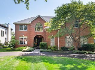 1131 Linden Ave, Deerfield, IL 60015