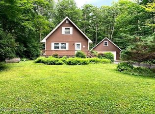 484 Laurel Dr, Tobyhanna, PA 18466