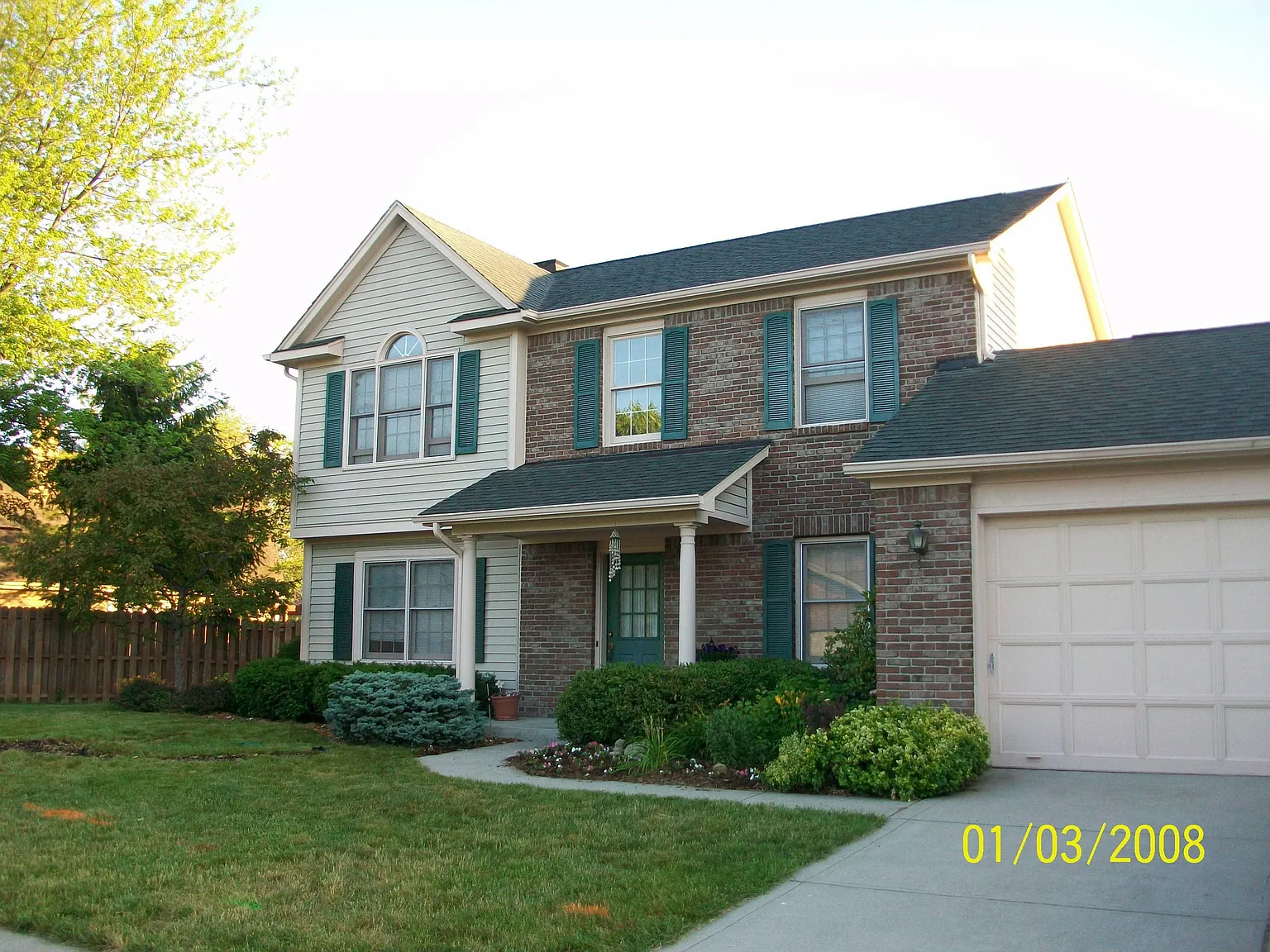 8452 Pine Tree Blvd photo 1